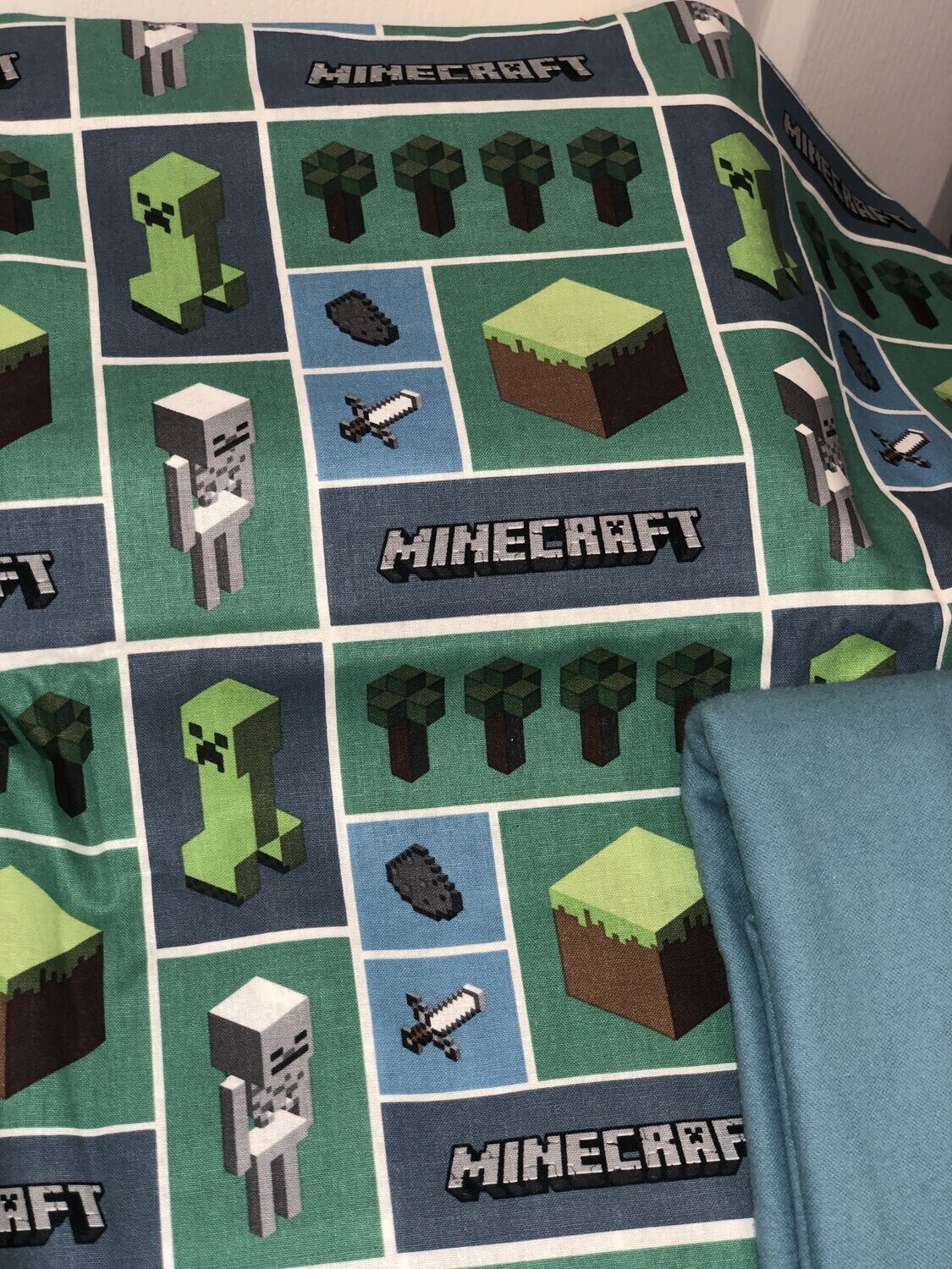 Minecraft Throw