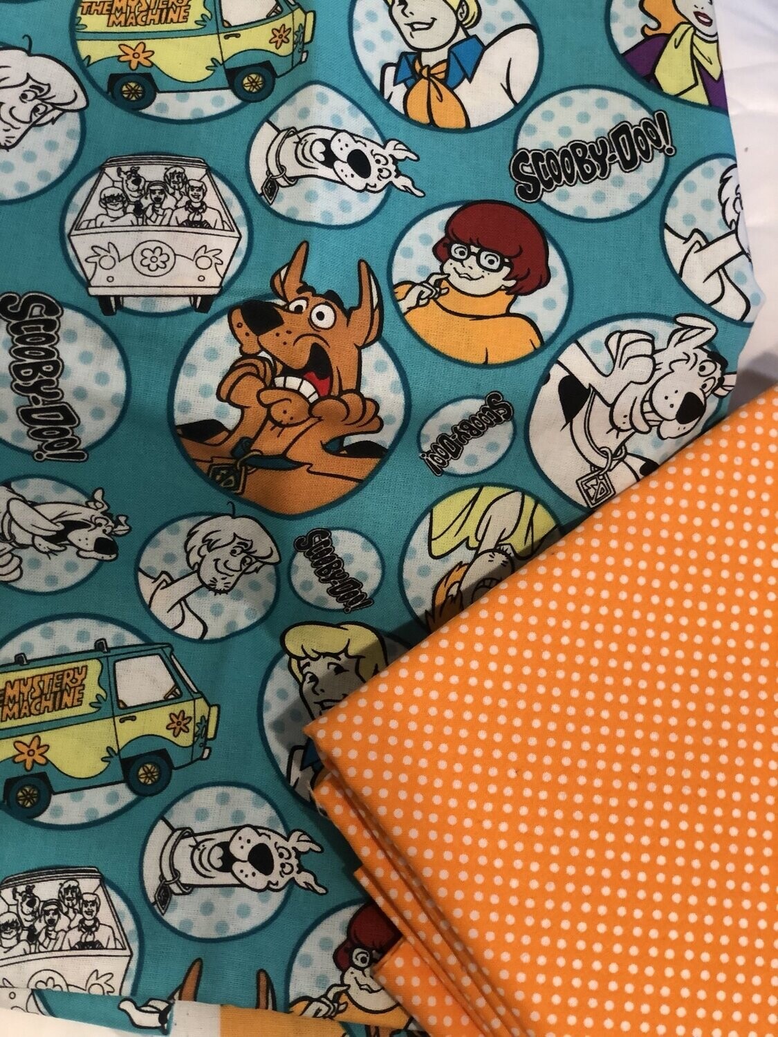 Scooby and Daphne Throw