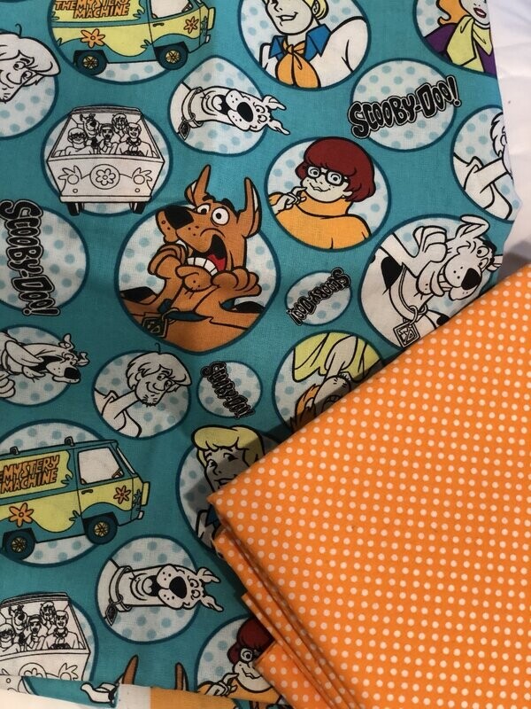 Scooby and Daphne Throw