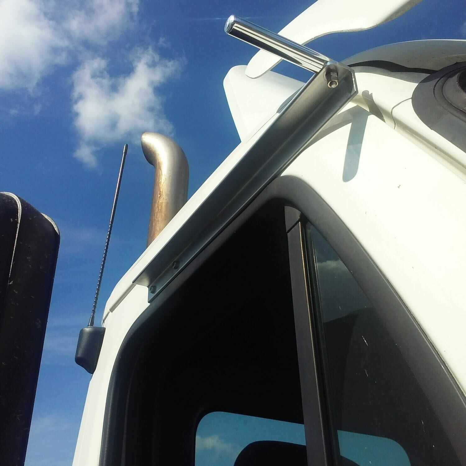 Extended Perch Cascadia Antenna Mount Model 005