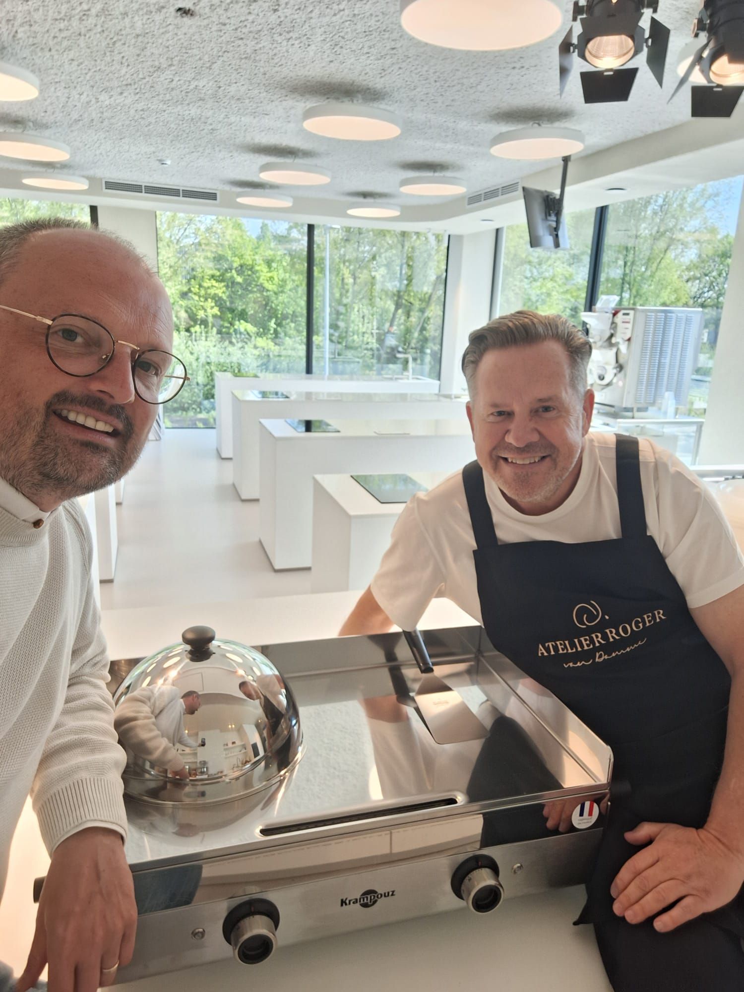 17/10/26 Pannenkoeken met Roger van Damme