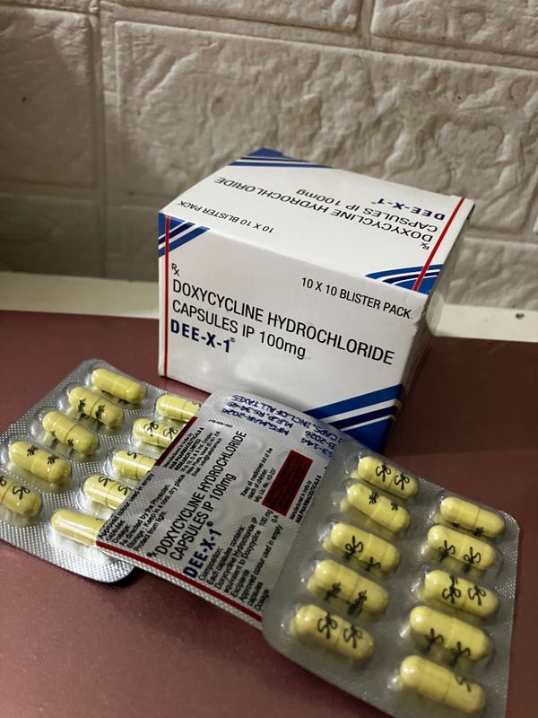 DoxyPeP(ドキシペップ）10カプセル / シート　
商品名：DEE-X-1 (DEE-X-1 )
薬品名/内容量：Doxycycline（ドキシサイクリン）/100mg
梅毒、クラミディア、淋病といった性感染症予防のための抗生物質