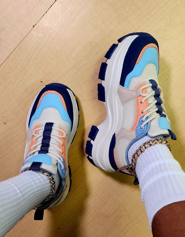 Maxy sneakers