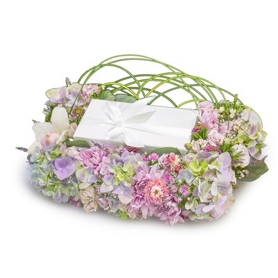 ESSENCE Gift Tray - Lavendula With Gift Voucher ESSENCE Gift Tray - Lavendula With Gift Voucher