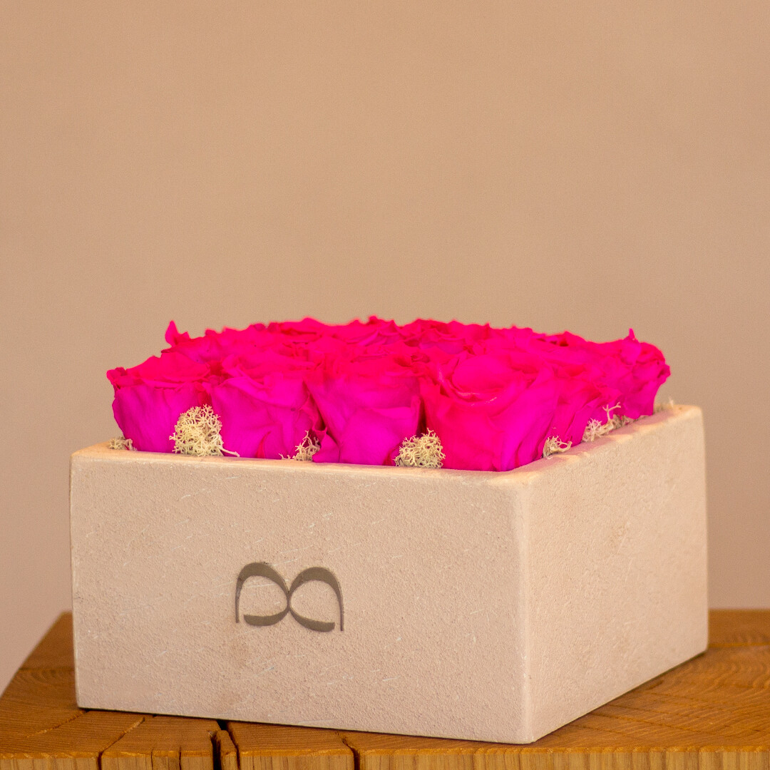 Momaz Box - Infinite Roses - Small Pink