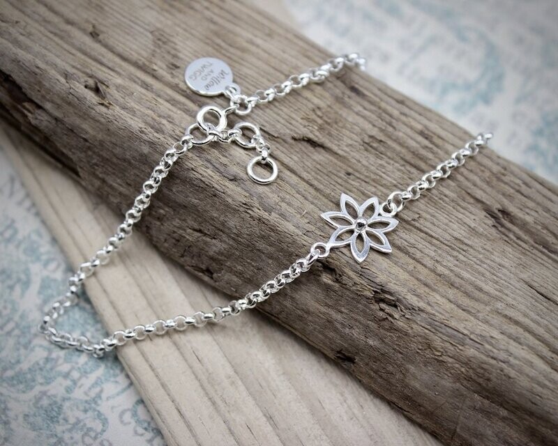 Silver Flower Anklet