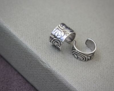 Silver Vines Patterned Ear Cuff (For The Middle Of The Ear)