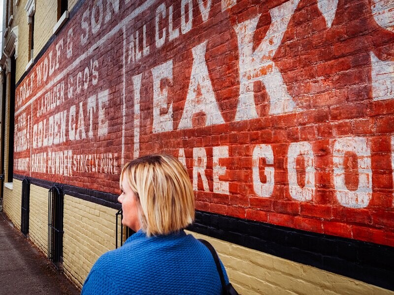 One Day Small Town Street Photography Walk - Eugene, Oregon