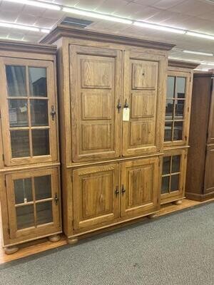 TV cabinet with 2 curio style cabinets