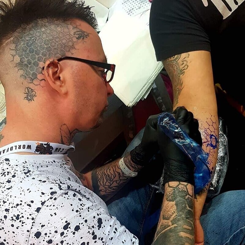 Tattoo Termin Anzahlung - the Hive Tattoo Studio Salzburg