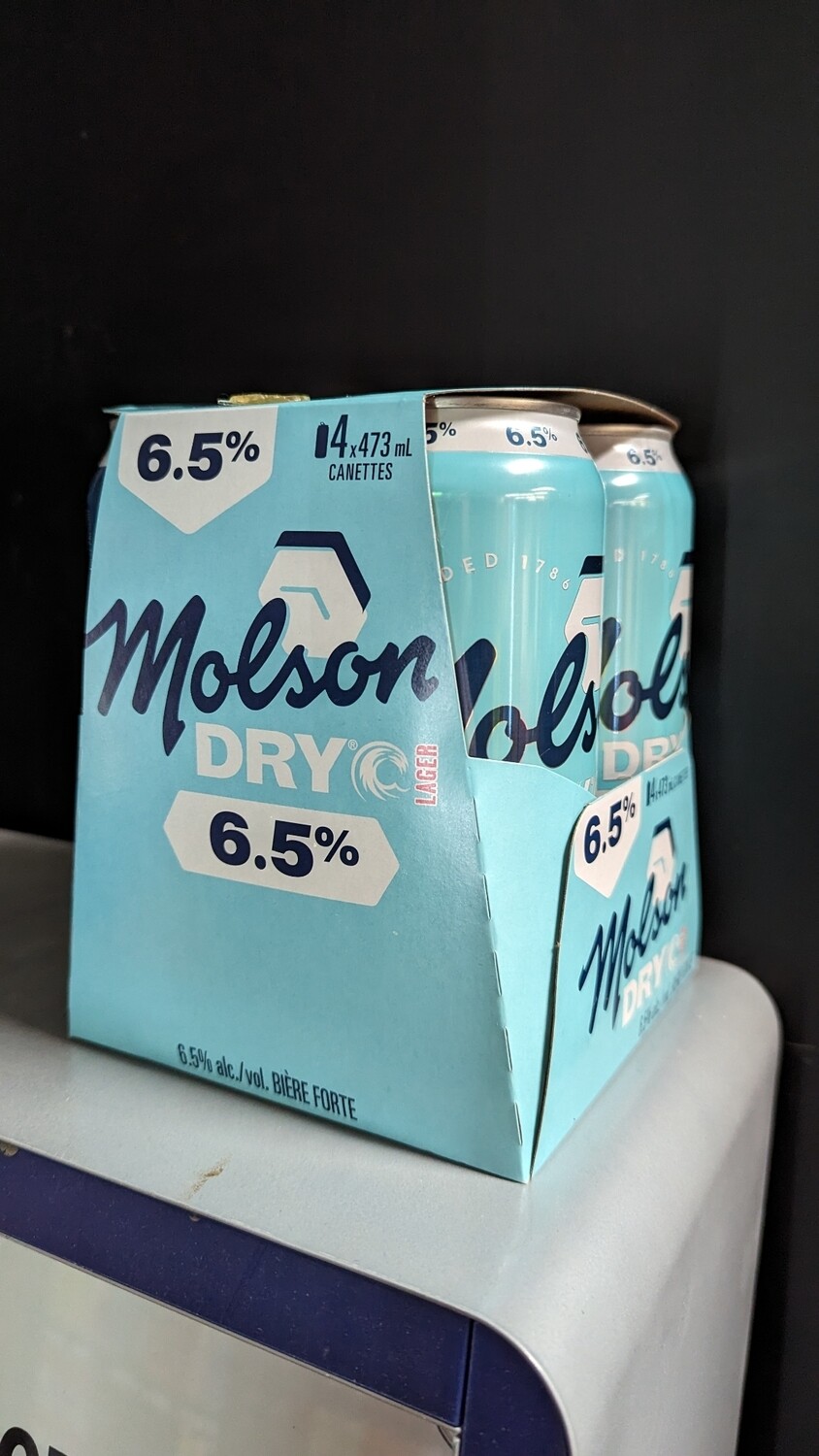 Molson Dry 4-pack