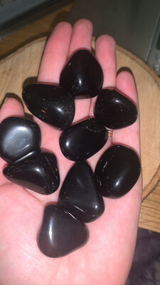 Black Obsidian Tumbles Natural Stone Crystals