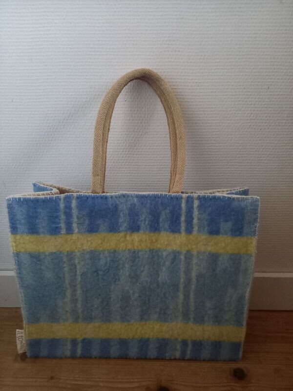 Tas met blauw en geel