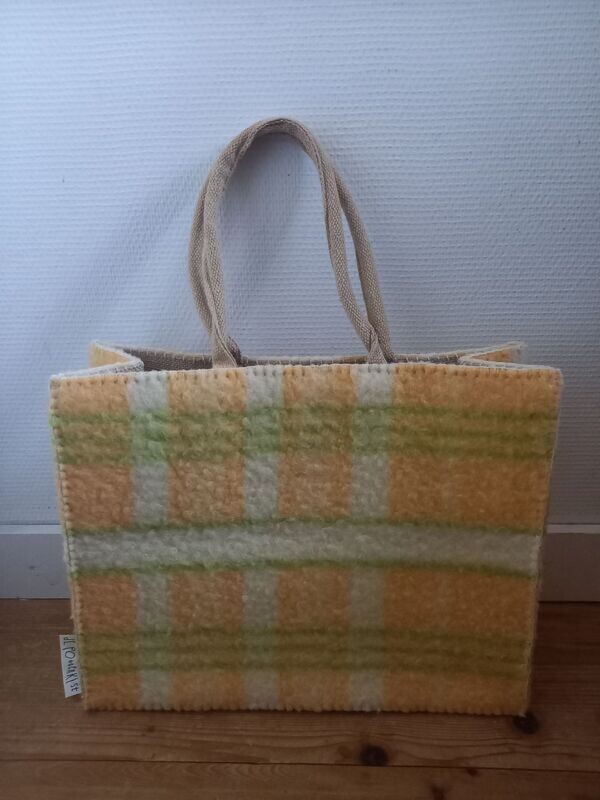 Tas warm geel