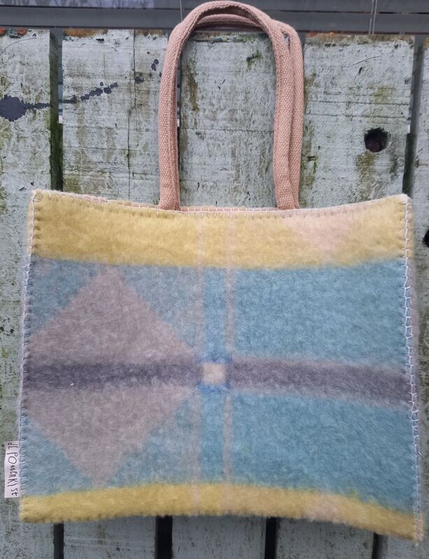 Tas grijs, blauw, geel