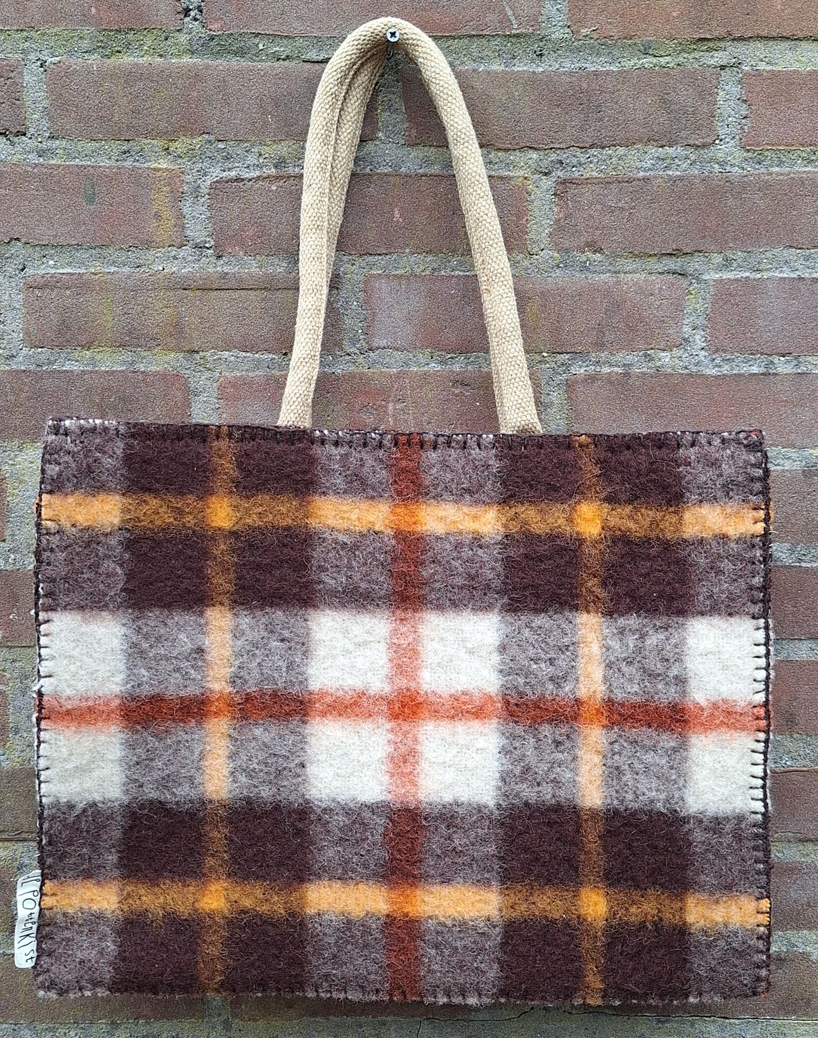 Tas bruine oranje ruit