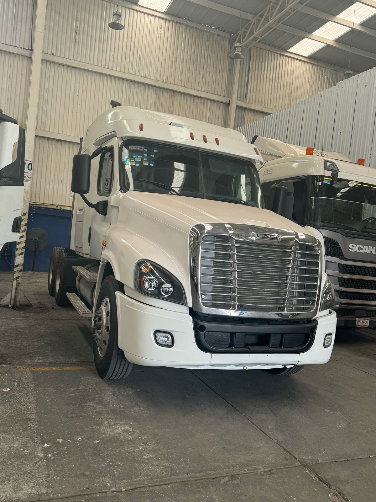 FREIGTHLINER CASCADIA 2016