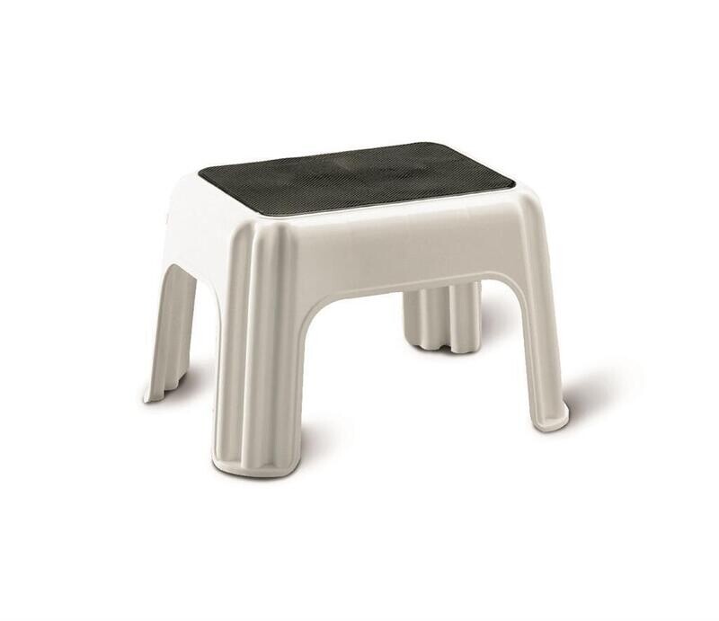 Sgabello 40x32 cm Bianco Antisdrucciolo 7580 Giganplast Sgabello 40x32 cm Bianco Antisdrucciolo 7580 Giganplast