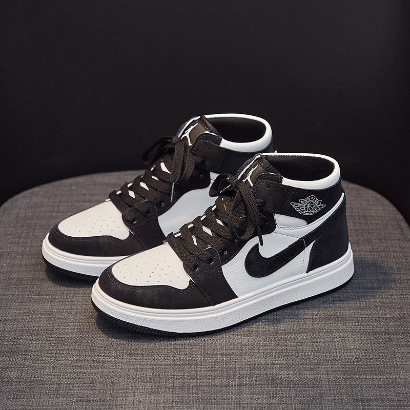 Nike Comfortable Casual Sneakers For Men