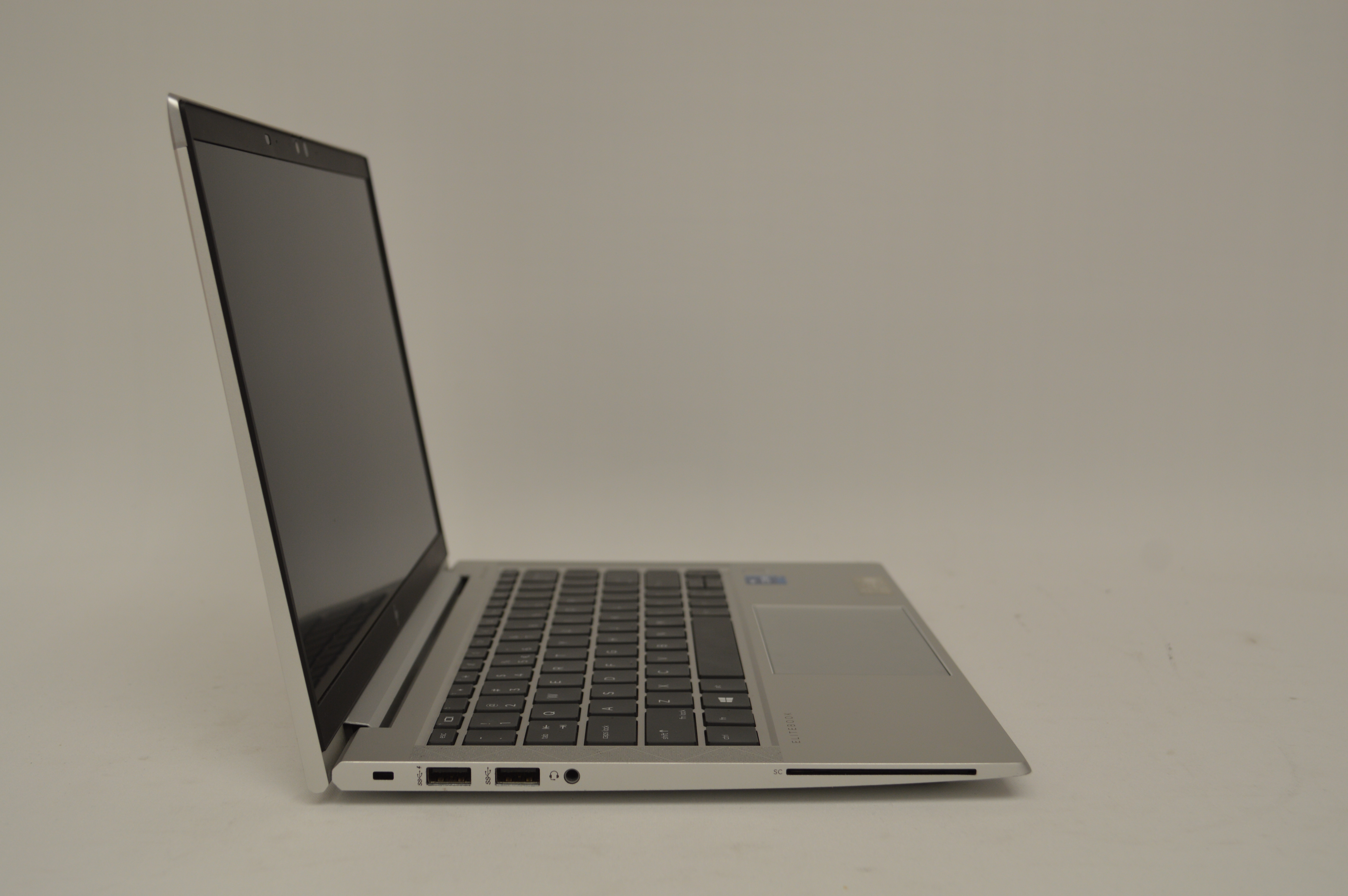 HP EliteBook 830 G8