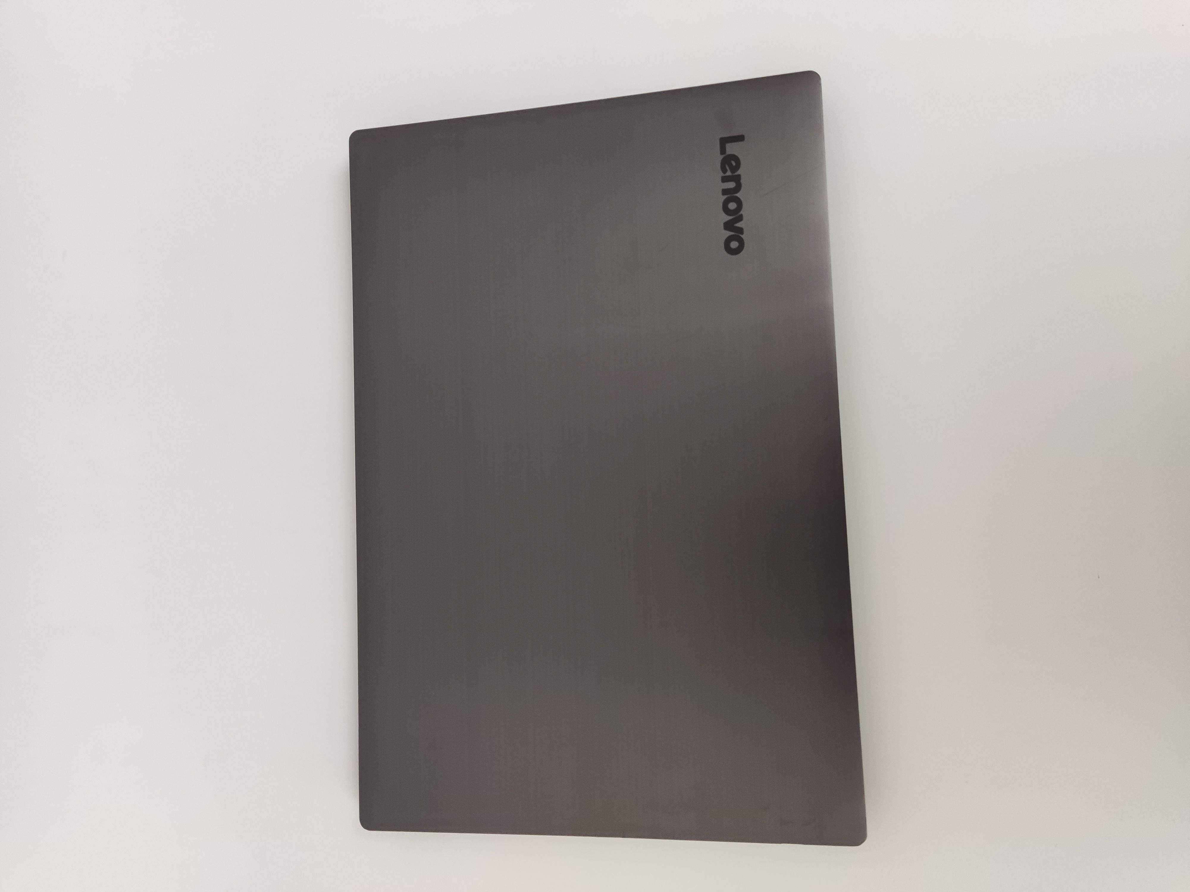 Lenovo V330-15