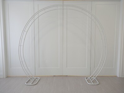 White Circular Arch (00399200)