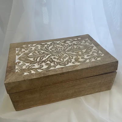 Decorative Wooden Box (00199q)