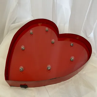 Heart-shaped LED (00199j)
