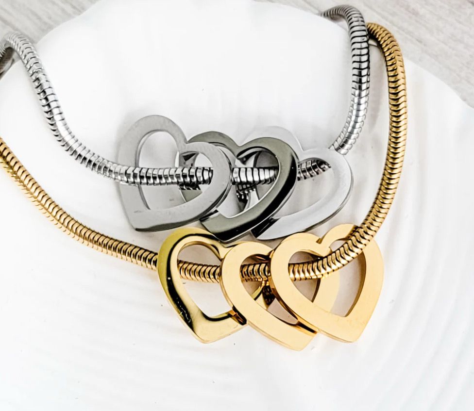 Customizable Open Heart Bracelet