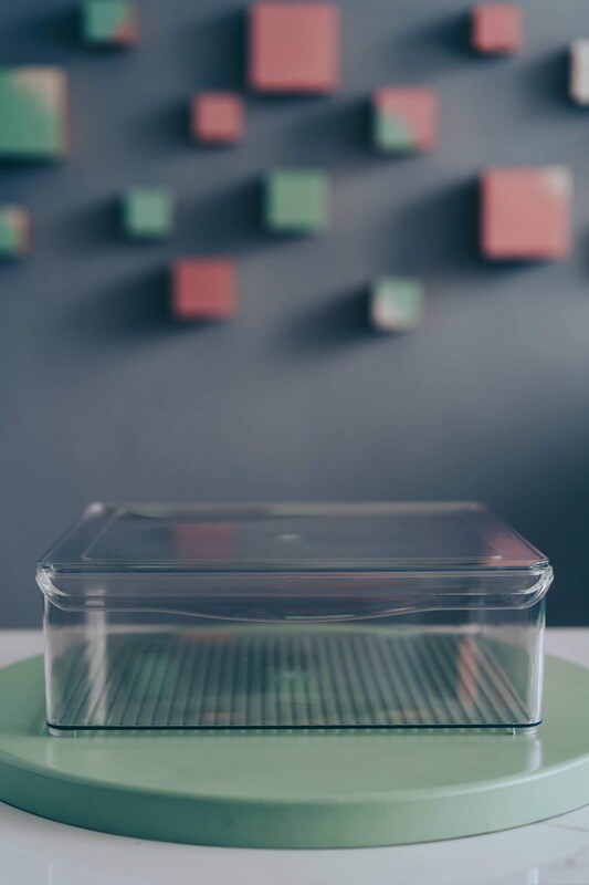 Caja acrílica con tapadera L