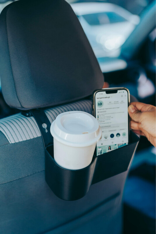 Porta bebidas para respaldo de asiento