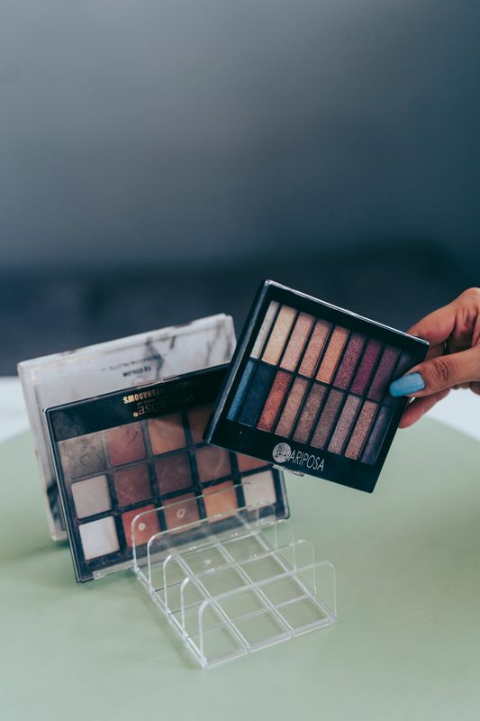 Organizador de paletas de sombras