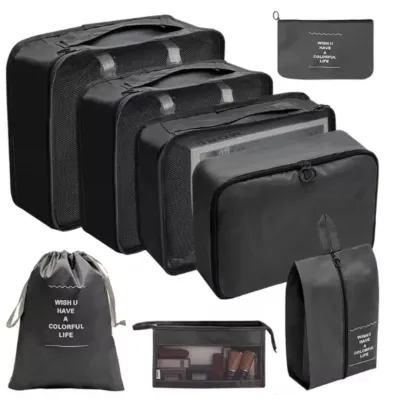 Travel set - 8 piezas Travel set - 8 piezas