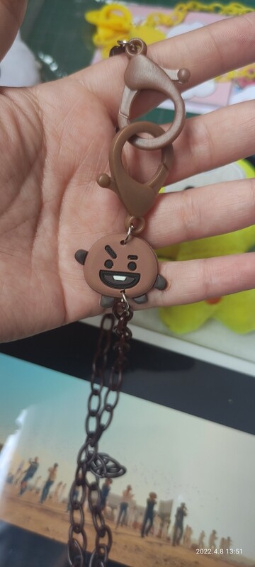 CADENA PORTA BUBREBOCAS  SHOOKY