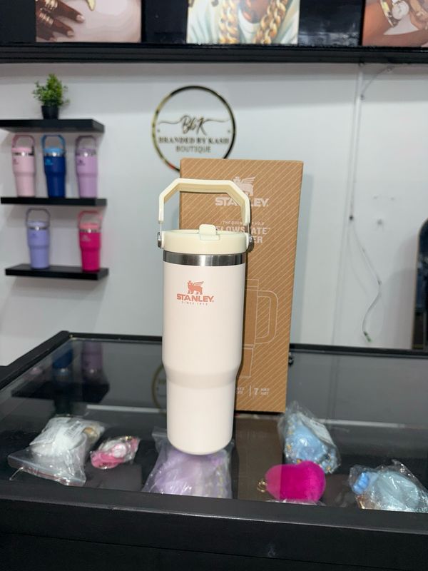 Cream Flipper Stanley (30 oz)