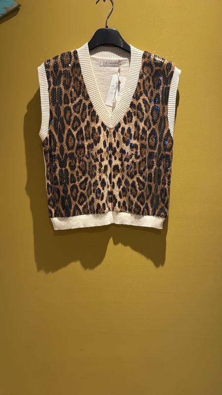 Leopard spencer