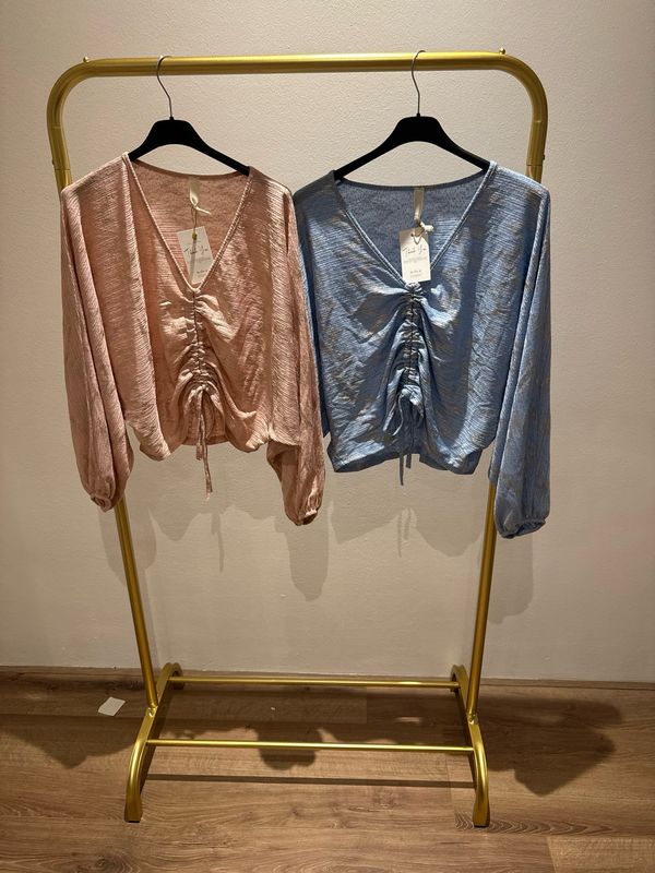 Zigzag top
