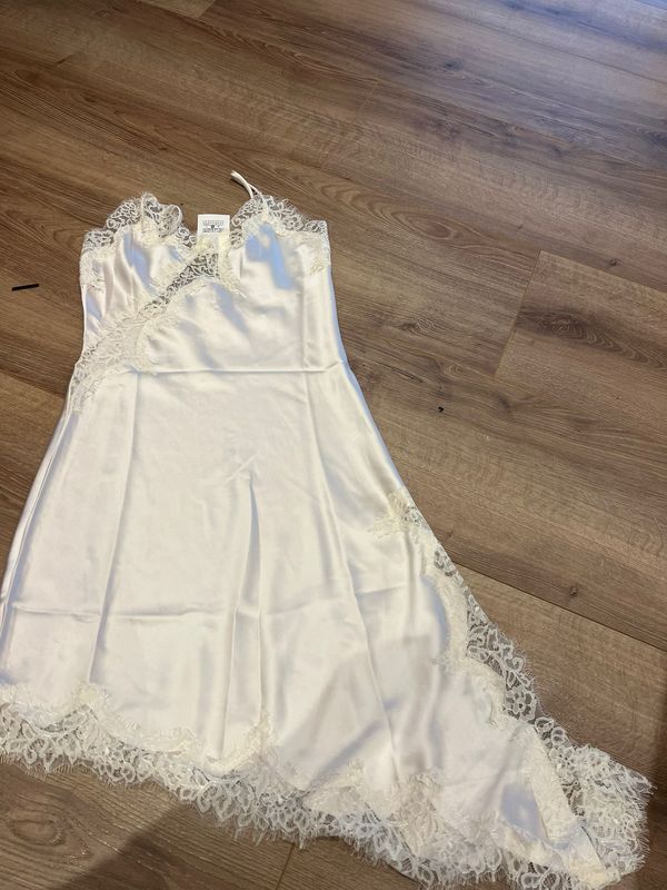 Beige silk lace dress Beige silk lace dress