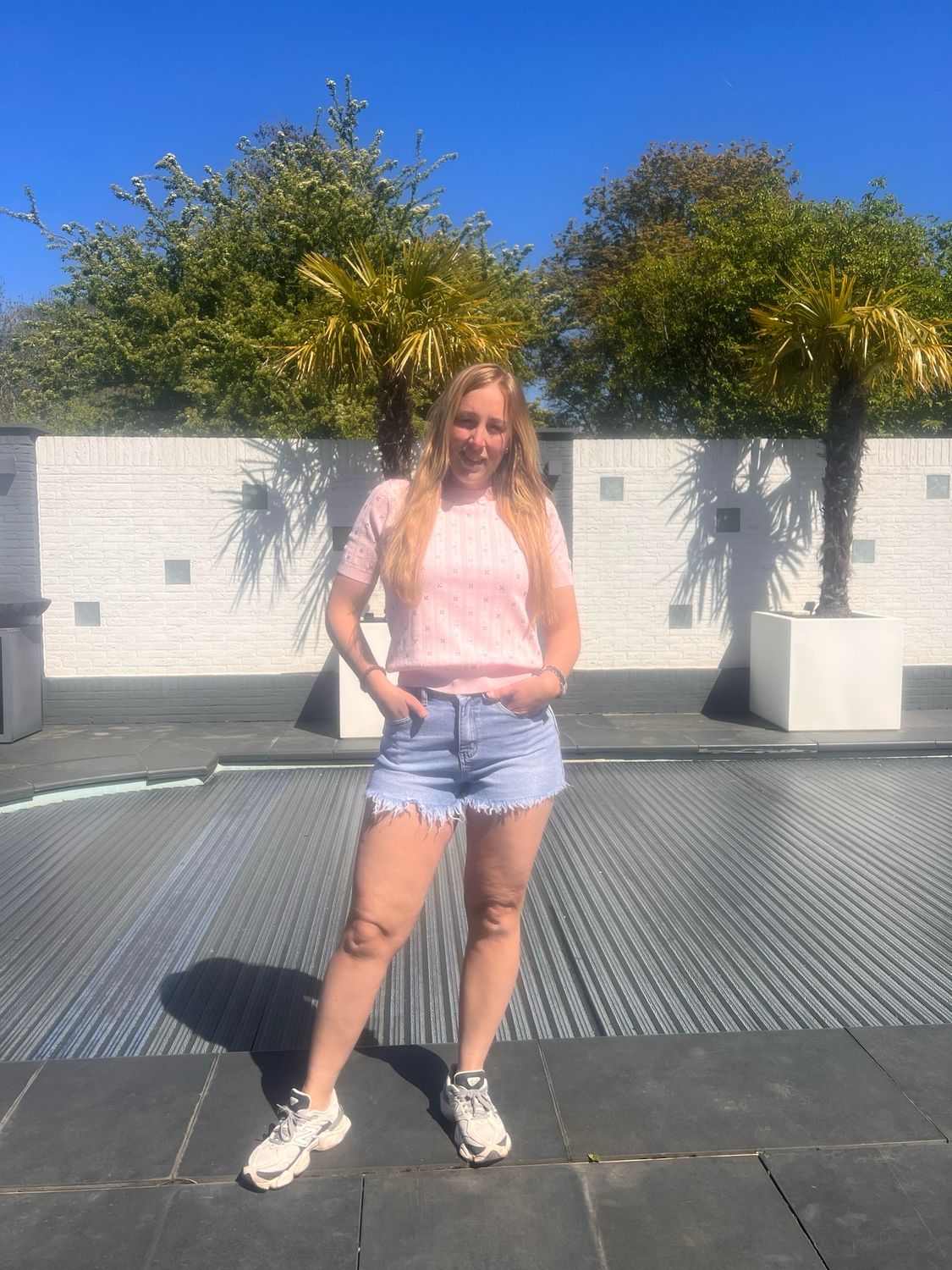 Rhinestone short roze