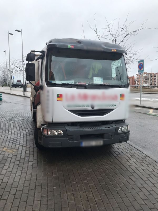RENAULT 220.16