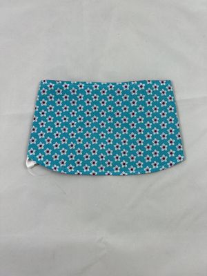 Halstuch hellblau mit Blumen gr. L Halstuch hellblau mit Blumen gr. L