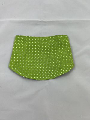 Halstuch grün mit Punkten gr. M Halstuch grün mit Punkten gr. M