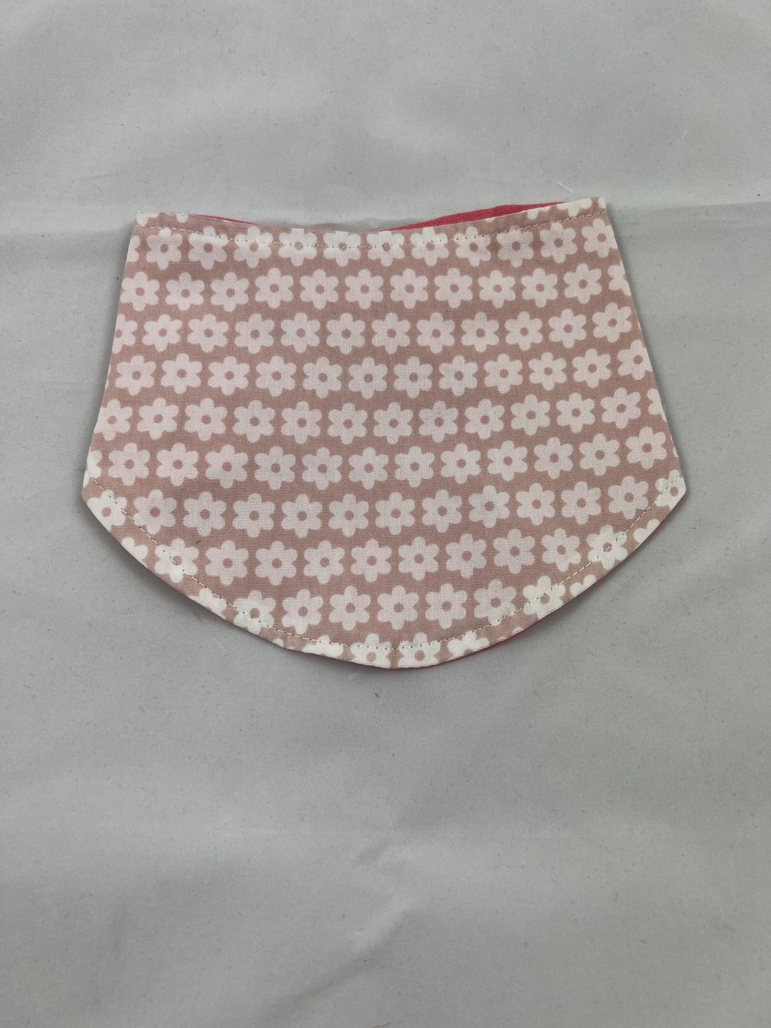 Halstuch rosé mit Blumen gr. S