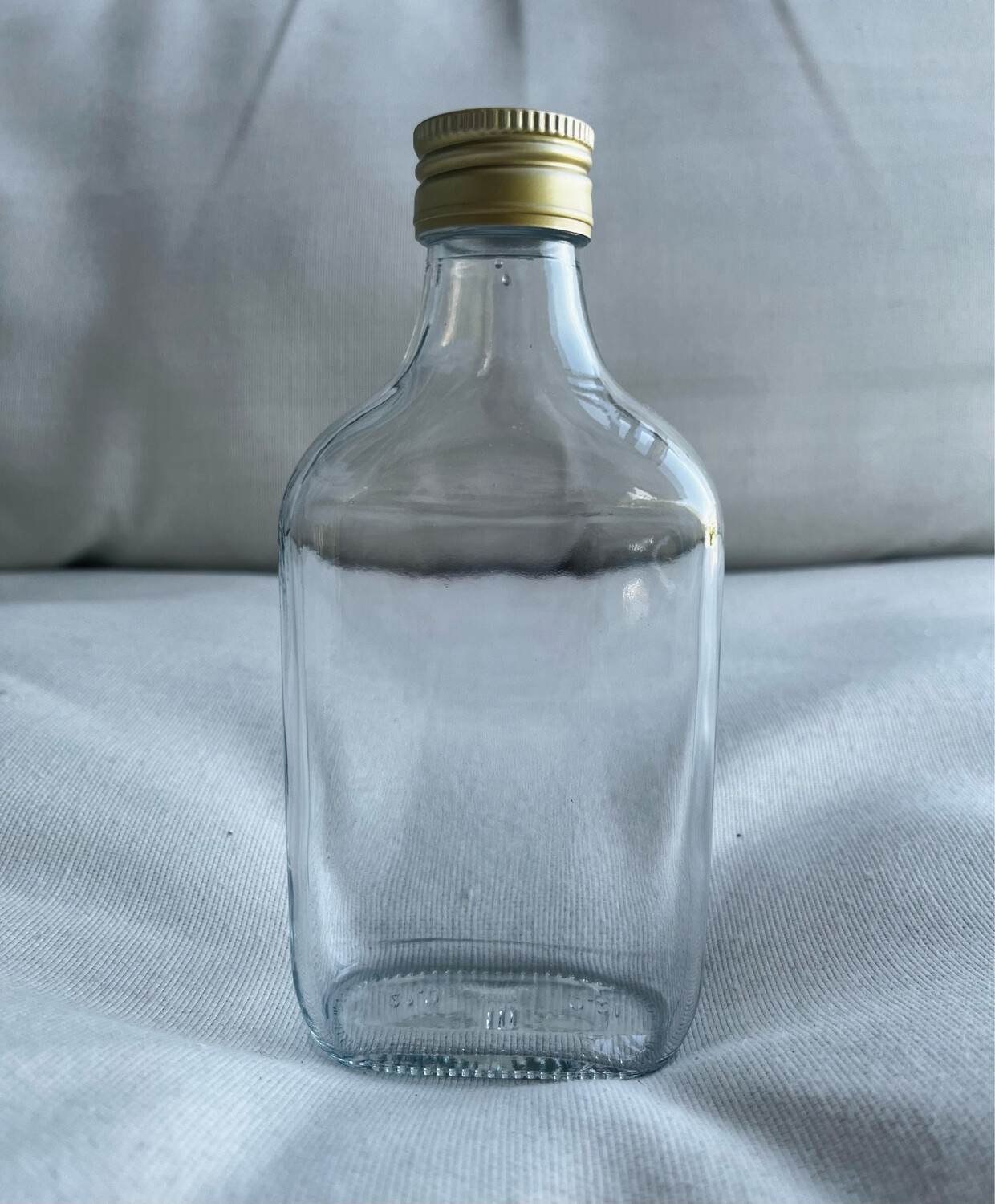 Losse 200 ml flesjes met dop