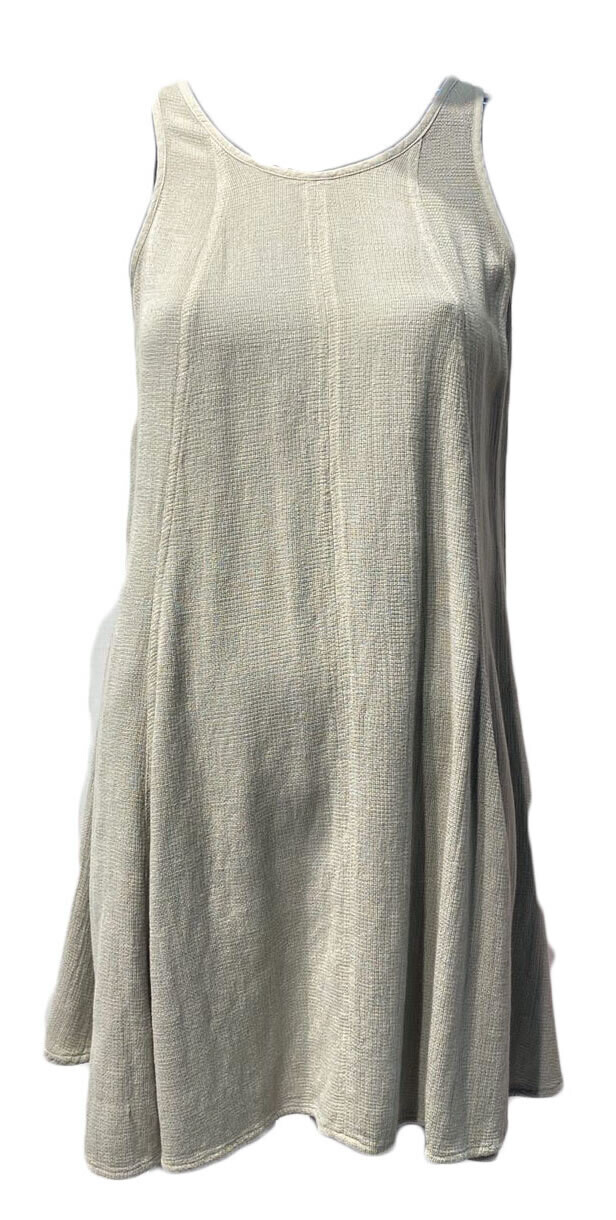 Textured Sleeveless Dress – Chic Layered Silhouette
