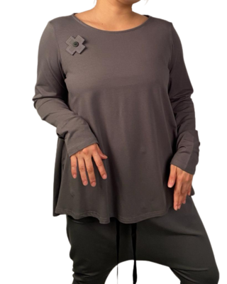 Long Sleeve Tunic Top – Relaxed Minimalist Style