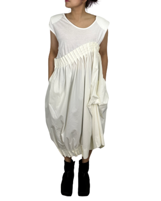 Pleated Balloon Dress – Modern Sculptural Volume Pleated Balloon Dress – Modern Sculptural Volume