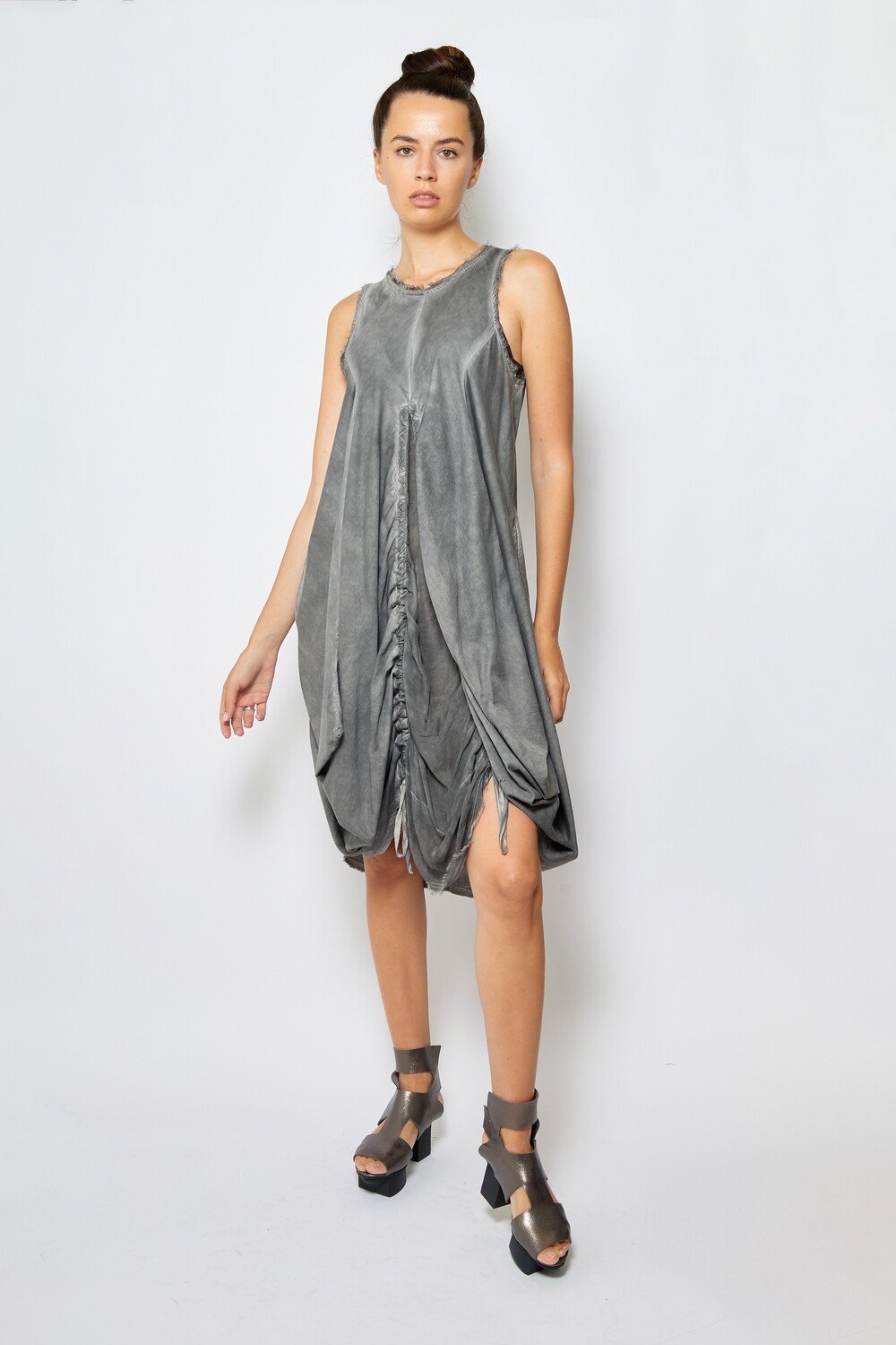 Ruched Midi Dress – Elegant Figure-Flattering Design