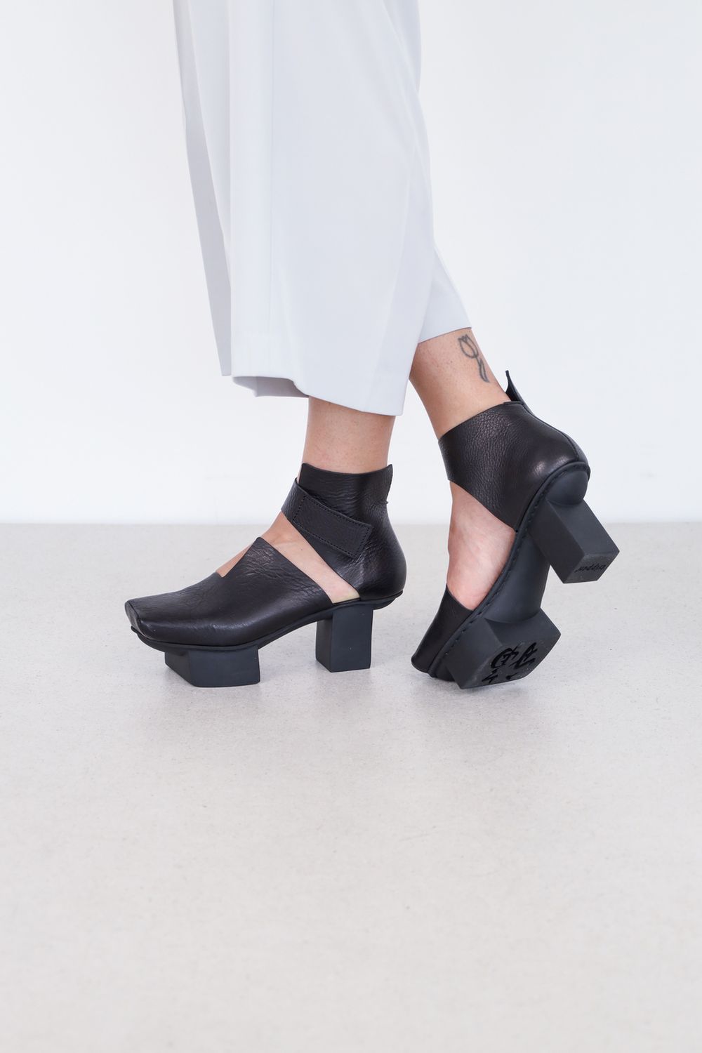 Black Geometric Heel Ankle Shoe