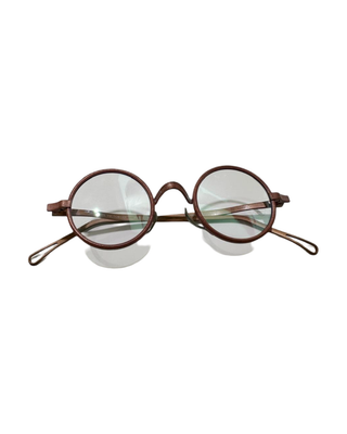 Vintage-Inspired Round Glasses
